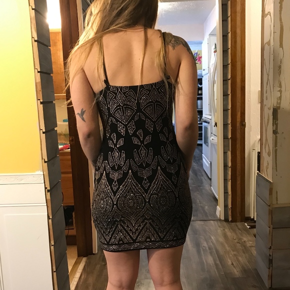 Homecoming/Prom Dress - Picture 3 of 3